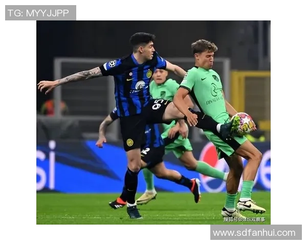 西甲赛场惊现冷门尤文图斯3-0战胜多特蒙德引发全场狂欢