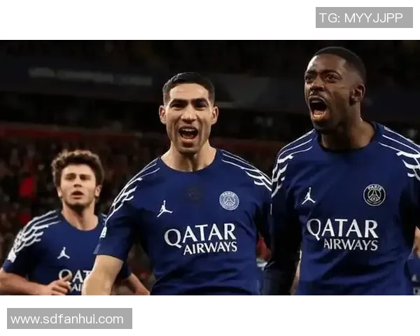 世界杯激战巴黎圣日耳曼险胜国米帽子戏法引发争议判罚全场沸腾