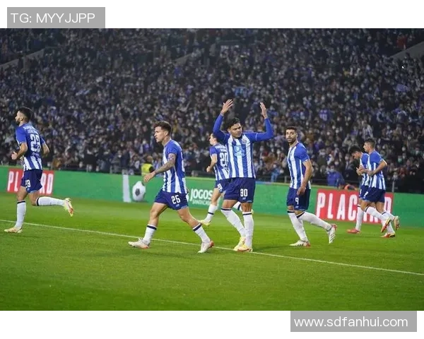 本菲卡狂胜波尔图四球大捷帽子戏法点燃全场激情