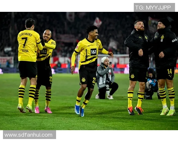 意甲焦点战切尔西与多特蒙德互交白卷争议判罚引发全场热议